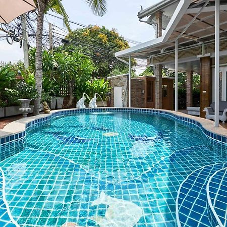 Siam Gala Villa Pattaya Bagian luar foto