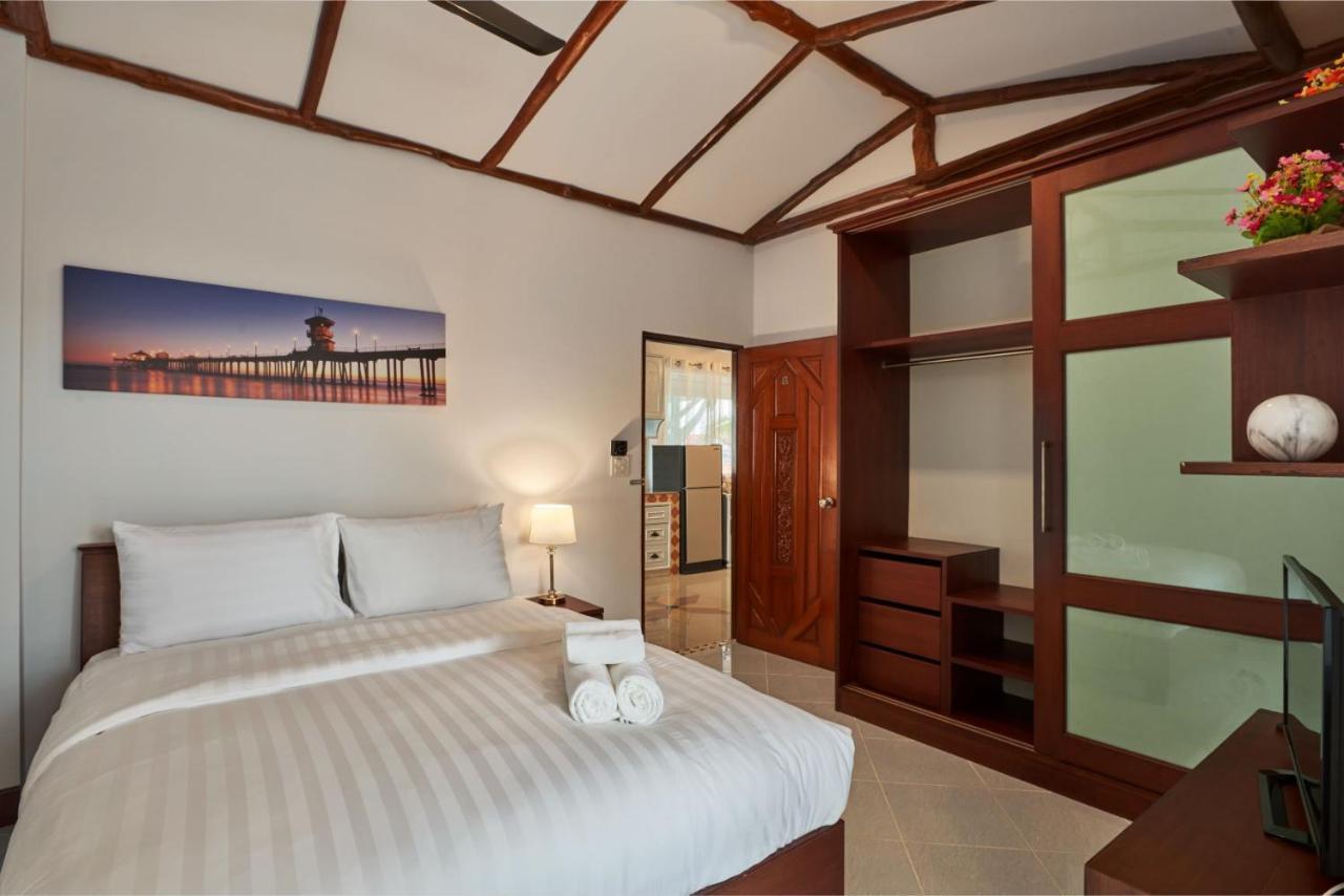 Siam Gala Villa Pattaya Bagian luar foto